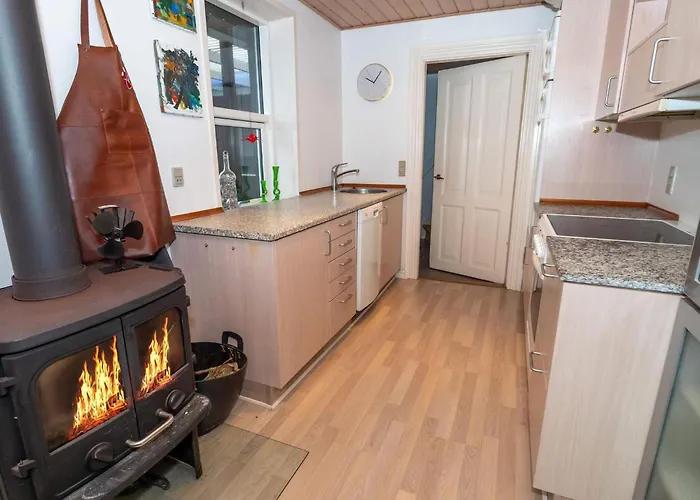 4 Star In Feriehus Roslev
